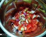 A picture of step 1 of Green peas masala.