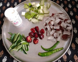*மாங்காய், தேங்காய், துவையல்* ரெசிபி ஸ்டேப் 1 புகைப்படம்