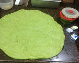 A picture of step 5 of Spinach Cheese Garlic Babak.