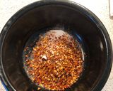 Hình bước làm 1 của món Mì trộn Trung Quốc (Dan Dan Noodle)
