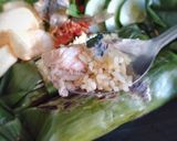 Foto langkah ke 6 dari resep Nasi Bakar Rempah dgn Ayam Kemangi.