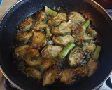 Foto del paso 2 de la receta: 🇪🇸 Arroz en paella con conejo y alcachofas 🇪🇸