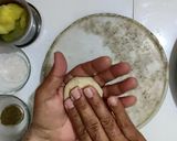 A picture of step 4 of Punjabi Chini ka Parantha.