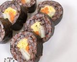 Hình bước làm 4 của món Kimbap Gạo Lứt
