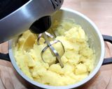 Burgonya ágyon sült gomba recept fázis 4 fotója