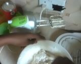 A picture of step 4 of Cup cakes.