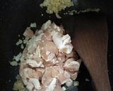 Foto langkah ke 2 dari resep Brokoli cah Ayam Saus Tiram.