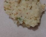 A picture of step 3 of Aloo ka paratha.