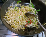 豆芽菜炒香麻醬(簡單料理)的食譜步驟4照片