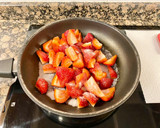 Foto del paso 7 de la receta: Pastel con crema y fresas en almíbar