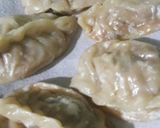 A picture of step 12 of Schezwan Noodle Momos.
