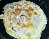 A picture of step 6 of Egg roll.