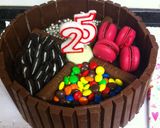 Foto del paso 28 de la receta: Kit Kat Cake - Pastel de aniversario