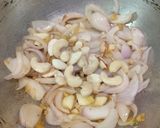 A picture of step 2 of White Gravy Paneer Korma.