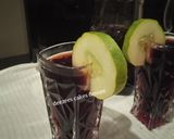 A picture of step 2 of Hibiscus tiara drink.