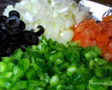 Foto del paso 3 de la receta: Pizza casera con pollo y setas