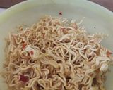 Foto langkah ke 6 dari resep Mie Kering Pedas Manis.