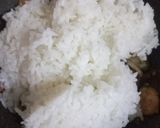 Foto langkah ke 2 dari resep Nasi Goreng Thailand Simple.