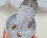 Foto langkah ke 4 dari resep Kue Putu (Bunga Telang) dengan Cetakan.