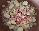 Foto del paso 3 de la receta: Revoltillo de jamón champiñones y langostinos
