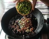 A picture of step 1 of Peas Paneer Potali.
