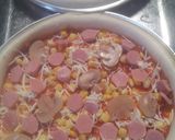 Foto langkah ke 5 dari resep Pizza Homemade 🍕.