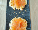 Foto del paso 4 de la receta: Tortitas de queso cottage con salmón ahumado