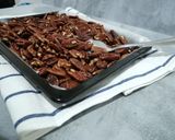Foto langkah ke 1 dari resep Pecan Sandies.