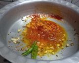 तीन दाल लसुनी तडका रेसिपी स्टेप 3 फोटो 