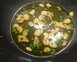 Foto del paso 1 de la receta: Lubina con almejas en salsa verde
