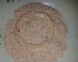 A picture of step 4 of Stuffed chicken with macaroni and onion rings.