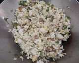 Foto langkah ke 3 dari resep Nasi Goreng Putih Sederhana.