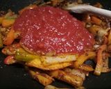 A picture of step 2 of Spicy Mexican prawns.