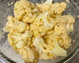 A picture of step 3 of Cauliflower Karaage Salad.