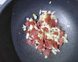 A picture of step 3 of Creamy Spaghetti Carbonara (Without Eggs) / Spaghetti Alfredo.