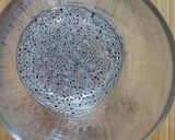 A picture of step 2 of Litchi gulkand juice.