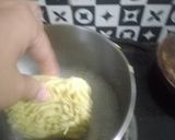 Foto langkah ke 1 dari resep Mie telor dadar.