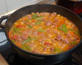 Foto del paso 4 de la receta: Codillo con garbanzos