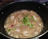 A picture of step 7 of Garlic Mushroom Soup.