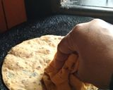 पालक पराठा (palak paratha recipe in marathi) रेसिपी स्टेप 2 फोटो