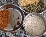 અવધી મસાલા ખીચડી (Awadhi Masala Khichdi Recipe In Gujarati) રેસીપી સ્ટેપ1ફોટો