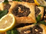 لحم بعجين طرابلسي