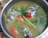 Foto langkah ke 5 dari resep Ikan Kuah Kuning.
