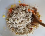 Foto del passaggio 4 della ricetta Insalata di orzo perlato svuota dispensa