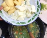 Foto langkah ke 3 dari resep Sup tofu telur.