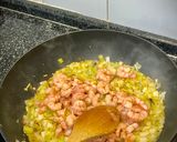 Foto del paso 4 de la receta: Spaghetti de calabacín con gambas