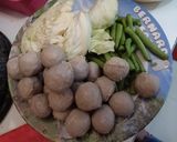 Foto langkah ke 1 dari resep Sup bakso Cemplung doang.