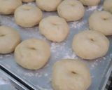 Foto langkah ke 4 dari resep Donat empuk.