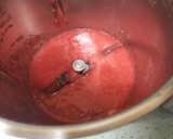 Foto del paso 2 de la receta: Mousse de fresas frescas y queso batido