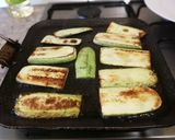 Foto del paso 2 de la receta: Hortalizas a la plancha con salchichas